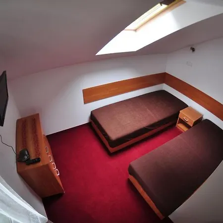 Carmen Homestay Krynica Zdroj